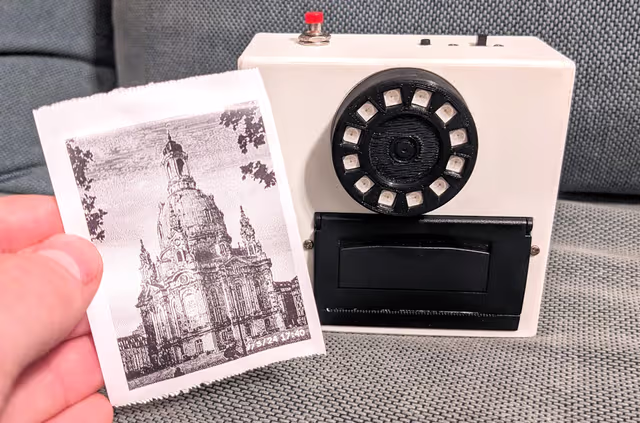 The Oskam with the printed image of the Dresdner Frauenkirche